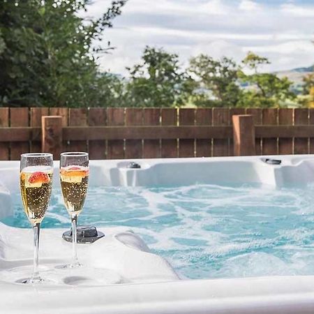 The Granary With Hot Tub Near Perth Perthshire Forgandenny Exterior foto