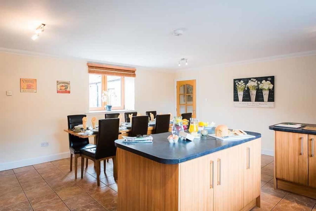 The Granary With Hot Tub Near Perth Perthshire Forgandenny Exterior foto